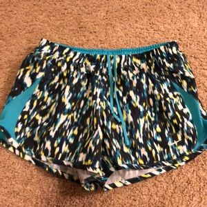 Nike Women’s M running shorts